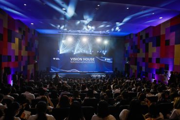 ม.กรุงเทพ เปิดเวที “VISION HOUSE: Business Forum Series 2” ถอดรหัสอนาคตธุรกิจโลก AI ผ่านแนวคิด Nexus 3W